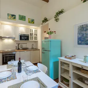 Pitti Suite-hosted By Sweetstay Florence